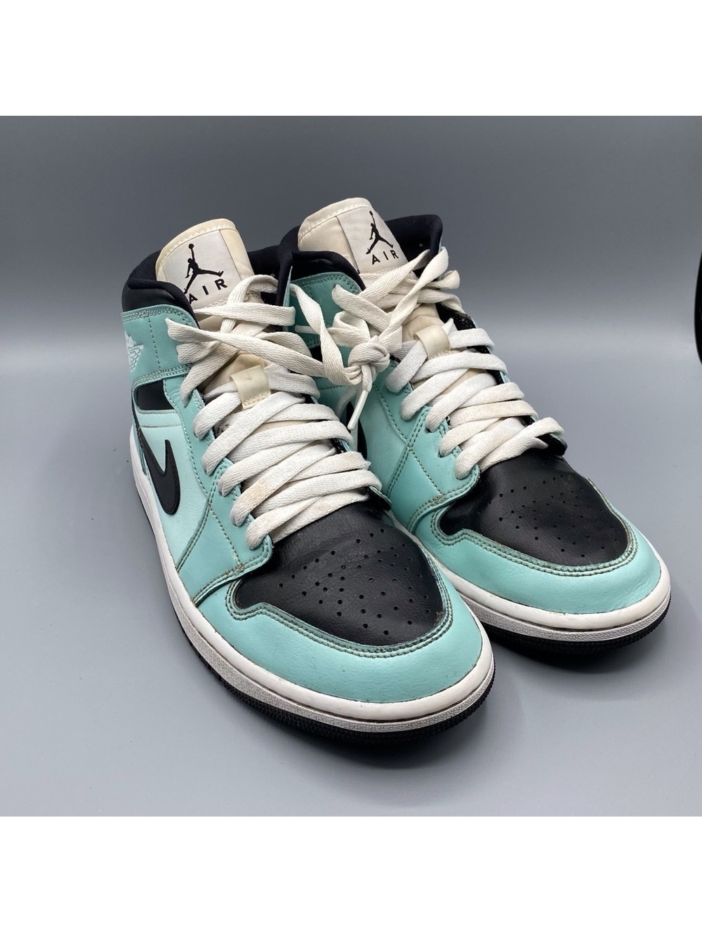 Nike Air Jordan 1 Retro Mid Aqua Blue